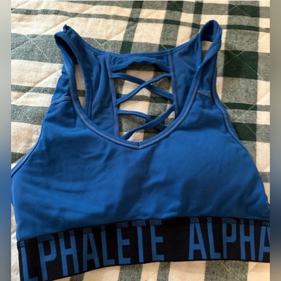 Alphalete criss cross sports bra - Picture 1 of 3